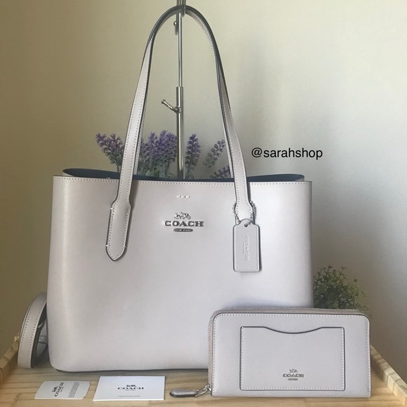 Coach Handbags - ✅Coach set